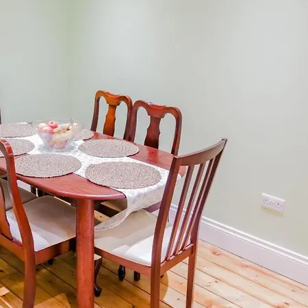 Newly Furnished 2 Bedroom Apartment On Leith Walk Edinburgh Exterior photo