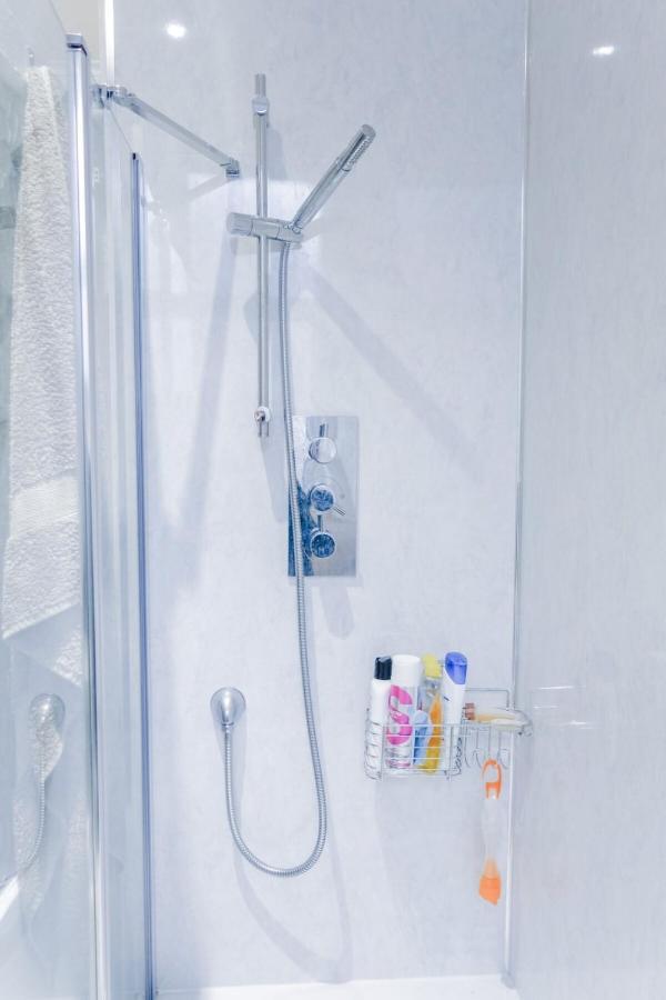Apartamento Newly Furnished 2 Bedroom On Leith Walk